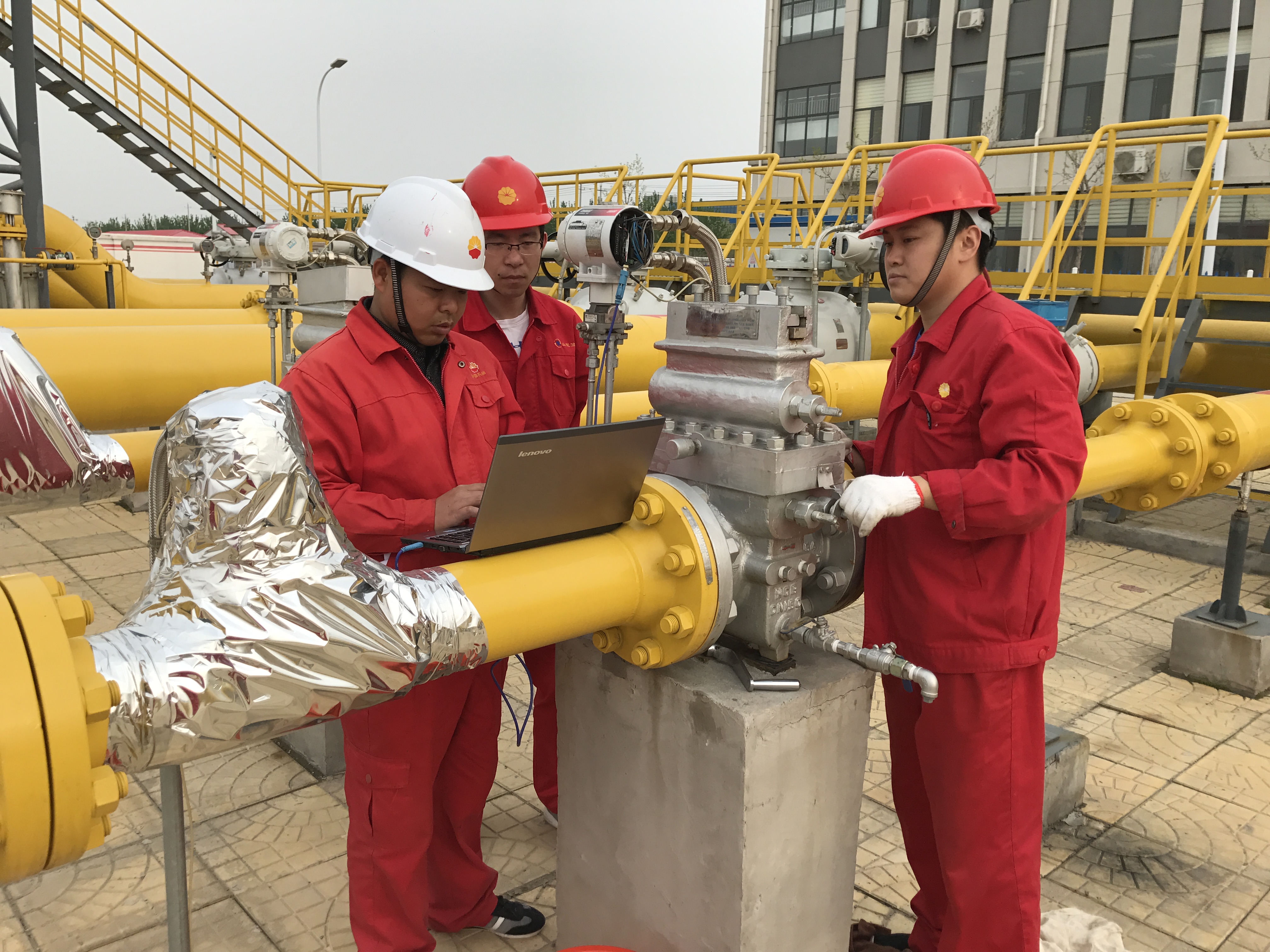 ���M(j��n)ƽ�������������I(l��ng),ȡ���͚�ܵ����o�³�Ч