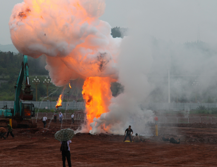 �S�S�ͣ�����ʯ����Ȼ��ܵ��Oʩ��ȫ���o�O�ܙC�Ƶ�˼��